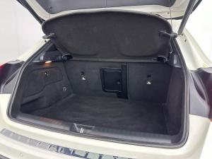 Mercedes-Benz GLA 250 4MATIC - Image 14
