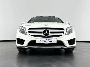 Mercedes-Benz GLA 250 4MATIC - Image 4