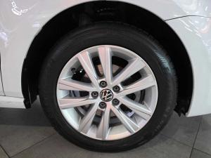 Volkswagen Polo Vivo 1.4 Comfortline - Image 16