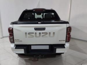 Isuzu D-Max 3.0TD double cab V-Cross - Image 4