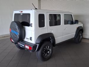 Suzuki Jimny 1.5 GLX AllGrip 5-door auto - Image 4