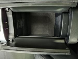Mercedes-Benz C-Class C220d Avantgarde - Image 11