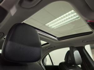 Mercedes-Benz C-Class C220d Avantgarde - Image 13