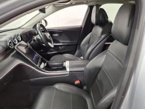 Mercedes-Benz C-Class C220d Avantgarde - Image 7