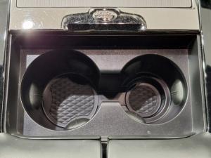 Land Rover Range Rover Evoque D200 R-Dynamic HSE - Image 14
