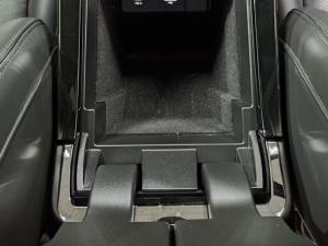 Land Rover Range Rover Evoque D200 R-Dynamic HSE - Image 16
