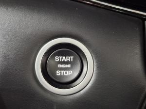 Land Rover Range Rover Evoque D200 R-Dynamic HSE - Image 21