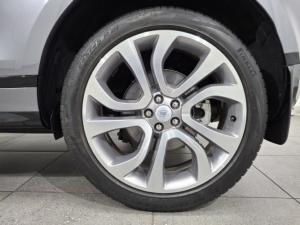 Land Rover Range Rover Evoque D200 R-Dynamic HSE - Image 23