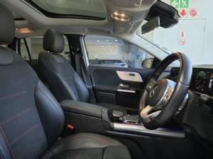 Mercedes-Benz GLA GLA200 - Image 10