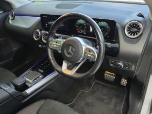 Mercedes-Benz GLA GLA200 - Image 17