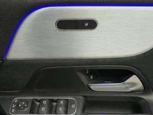 Mercedes-Benz GLA GLA200 - Image 23