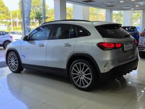 Mercedes-Benz GLA GLA200 - Image 4