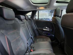 Mercedes-Benz GLA GLA200 - Image 8