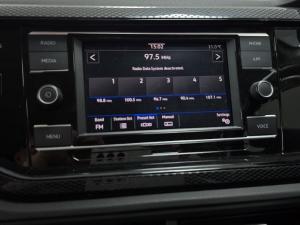 Volkswagen Polo hatch 1.0TSI Life auto - Image 4
