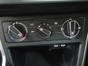 Volkswagen Polo hatch 1.0TSI Life auto - Image 7