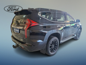 Mitsubishi Pajero Sport 2.4DI-D 4x4 - Image 11