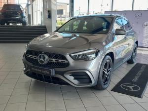 Mercedes-Benz GLA GLA200d Progressive - Image 1