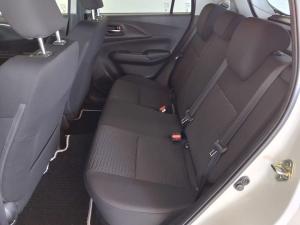 Suzuki Swift 1.2 GLX auto - Image 10