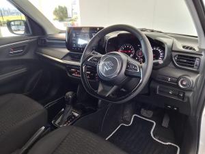 Suzuki Swift 1.2 GLX auto - Image 11