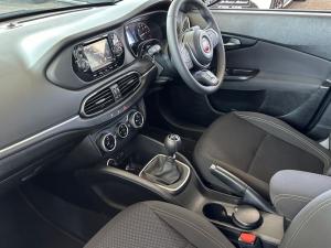 Fiat Tipo hatch 1.4 Life - Image 11