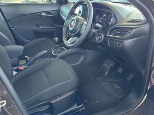 Fiat Tipo hatch 1.4 Life - Image 13