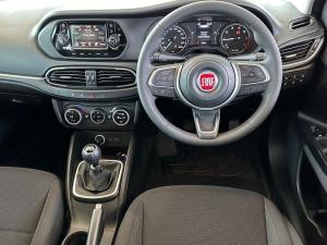 Fiat Tipo hatch 1.4 Life - Image 15
