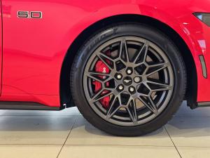 Ford Mustang 5.0 GT fastback - Image 19