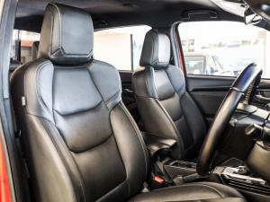 Isuzu D-Max 3.0TD double cab V-Cross 4x4 - Image 16