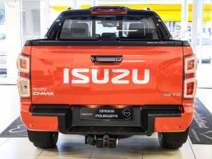 Isuzu D-Max 3.0TD double cab V-Cross 4x4 - Image 21
