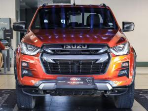Isuzu D-Max 3.0TD double cab V-Cross 4x4 - Image 2