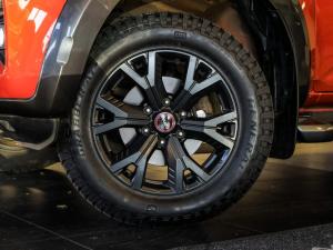 Isuzu D-Max 3.0TD double cab V-Cross 4x4 - Image 6