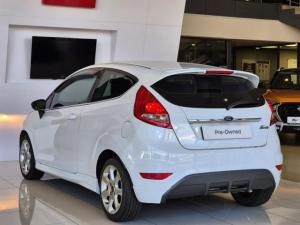 Ford Fiesta 3-door 1.6 Titanium - Image 7
