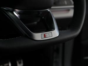 Audi Q8 45TDI quattro - Image 18