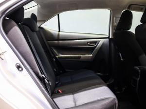 Toyota Corolla Quest 1.8 Plus manual - Image 9