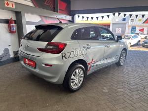 Toyota Starlet 1.5 Xi - Image 3