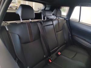 Toyota Corolla Cross 1.8 HEV XS - Image 18