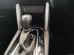 Toyota Corolla Cross 1.8 XS - Image 13