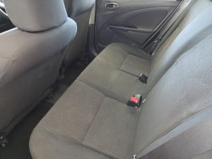 Toyota Etios hatch 1.5 Sprint - Image 14