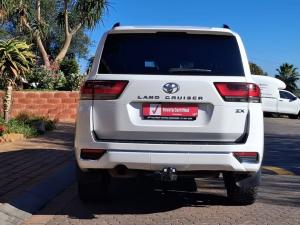 Toyota Land Cruiser 300 3.5T ZX - Image 5