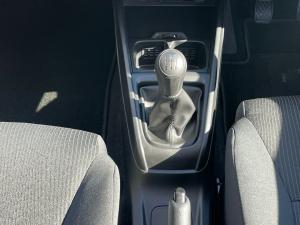 Suzuki Ertiga 1.5 GA - Image 9