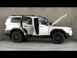 Toyota Land Cruiser Prado 2.8GD VX-R First Edition - Image 15