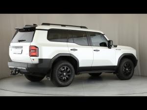 Toyota Land Cruiser Prado 2.8GD VX-R First Edition - Image 2