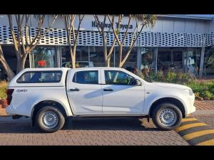 Isuzu D-Max 1.9TD double cab L 4x4 manual - Image 3