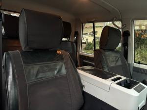 Toyota Land Cruiser 79 4.5D-4D V8 double cab LX - Image 14