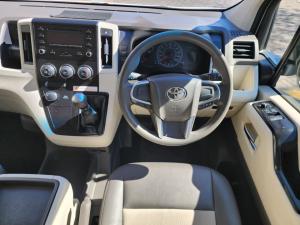 Toyota Quantum 2.8 LWB bus 11-seater GL - Image 8