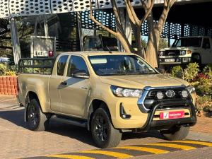 Toyota Hilux 2.4GD-6 Xtra cab Raider manual - Image 1