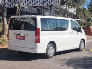 Toyota Quantum 2.8 LWB bus 11-seater GL - Image 2