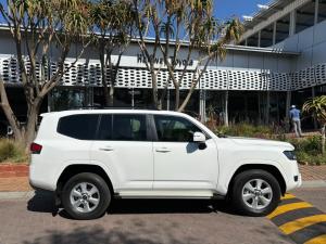 Toyota Land Cruiser 300 3.3D GX-R - Image 3