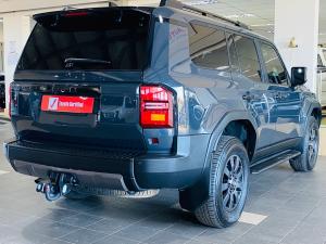 Toyota Land Cruiser Prado 2.8GD VX-R - Image 2