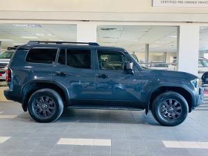 Toyota Land Cruiser Prado 2.8GD VX-R - Image 3